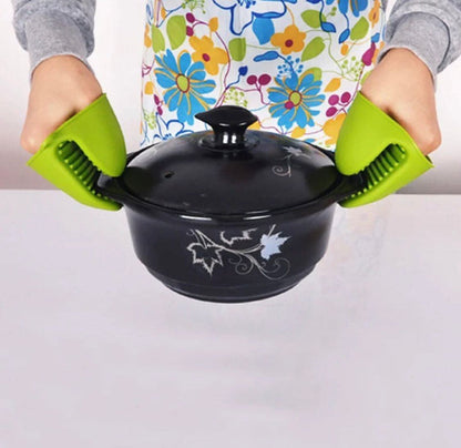 Set of 2 Silicone Pot Gripper Clips – Heat Resistant Anti-Slip Oven Mitt Holders